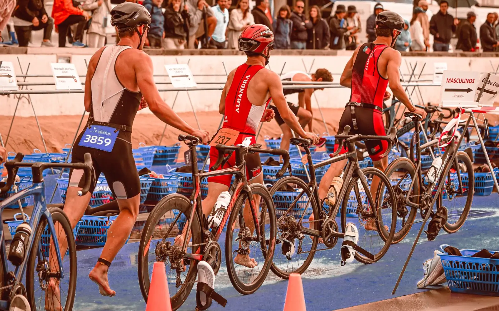 Pacing Strategies for Different Triathlon Distances: The Art and Science of Distributing Effort